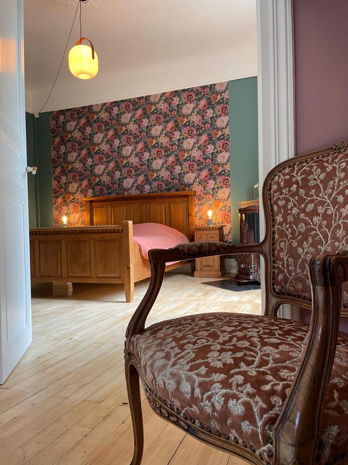 Domaine La Rose Bed and Breakfast Caylus Eksteriør billede